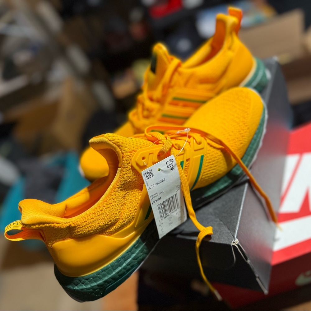 Adidas Sydney Yellow Athletic Ultra Boost ( No Box ) - Picture 4 of 5